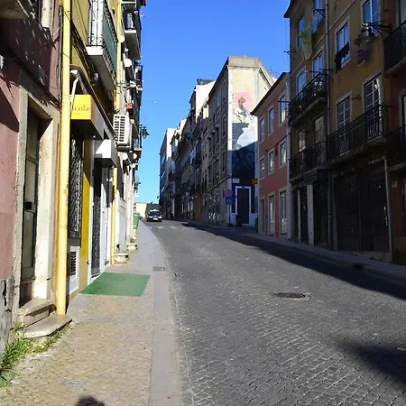 Appartamento Janelas Verdes Studio Lisbona