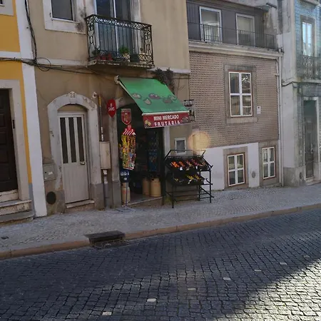 Appartamento Janelas Verdes Studio Lisbona